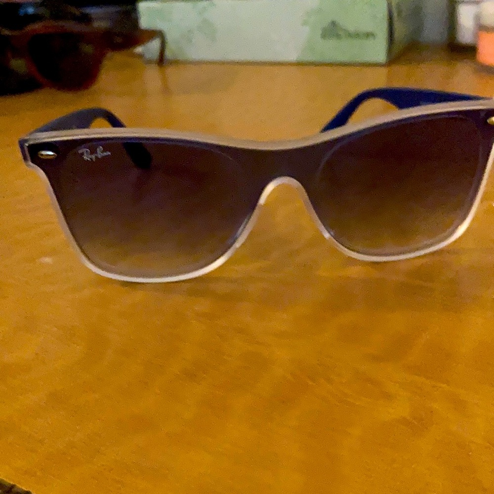 Ray ban sunglasses
